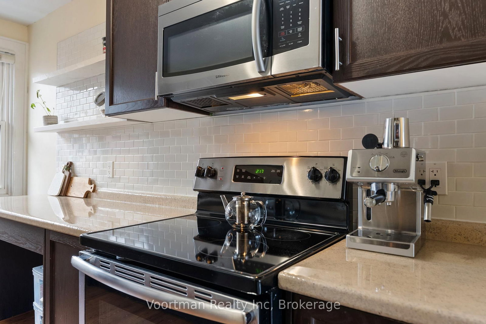 Condo for sale at 6-362 John Street, Hamilton, Ontario, L8N 2E4 - Corktown - MLS: X12742974