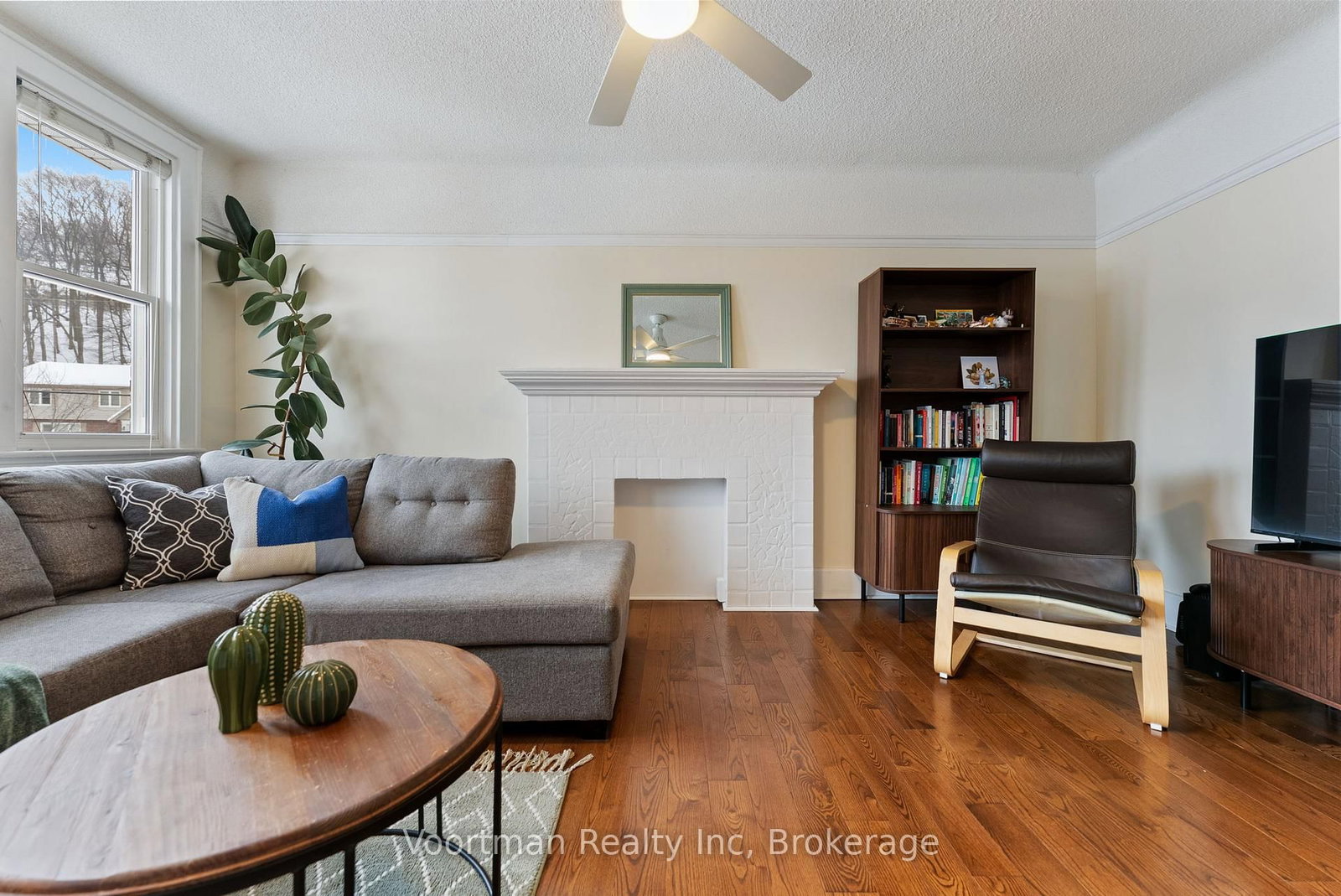 Condo for sale at 6-362 John Street, Hamilton, Ontario, L8N 2E4 - Corktown - MLS: X12742974