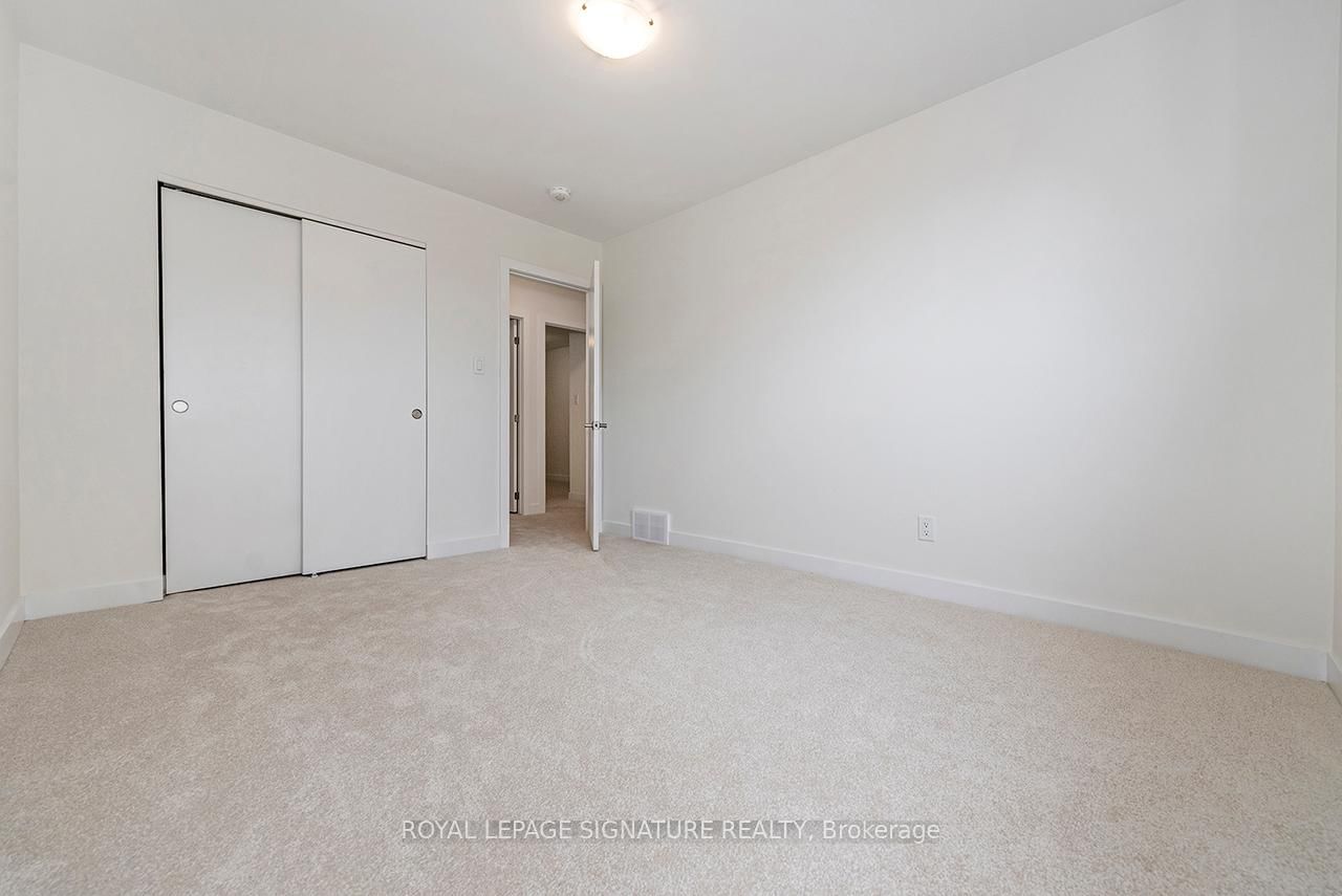 Townhouse for sale at 49-88 Tunbridge Crescent, Hamilton, Ontario, L8W 1L3 - Templemead - MLS: X12743180