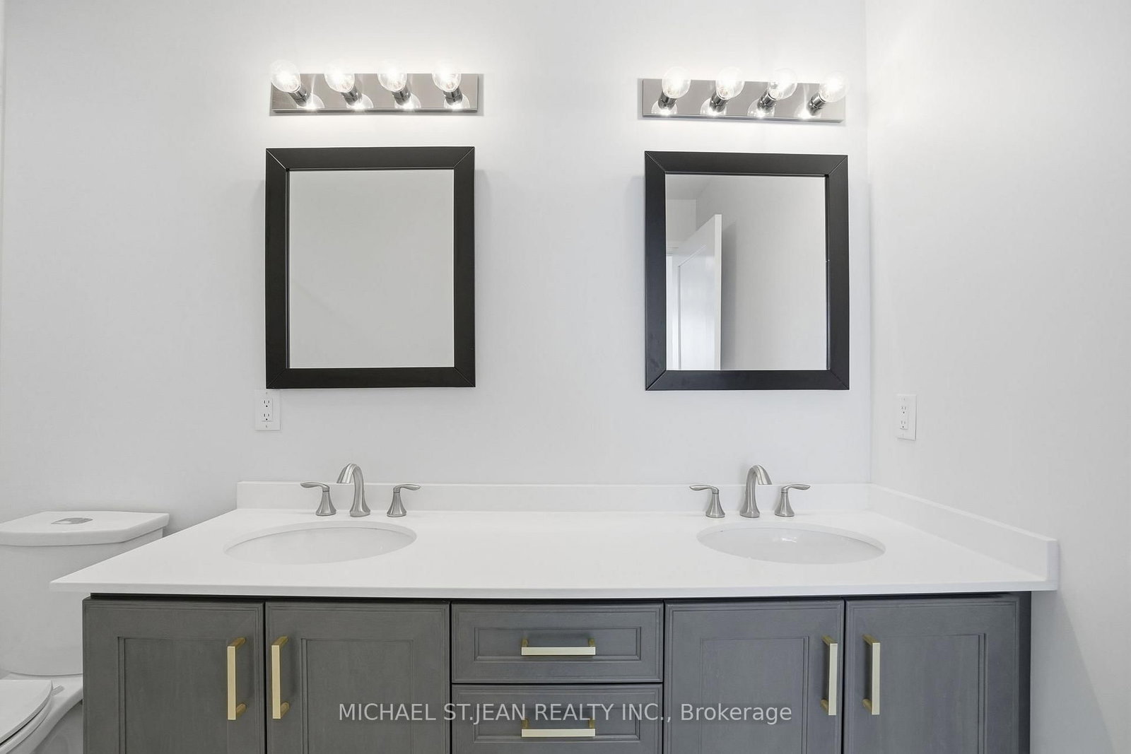 16 Concord Place, Unit 346 - Photo 30