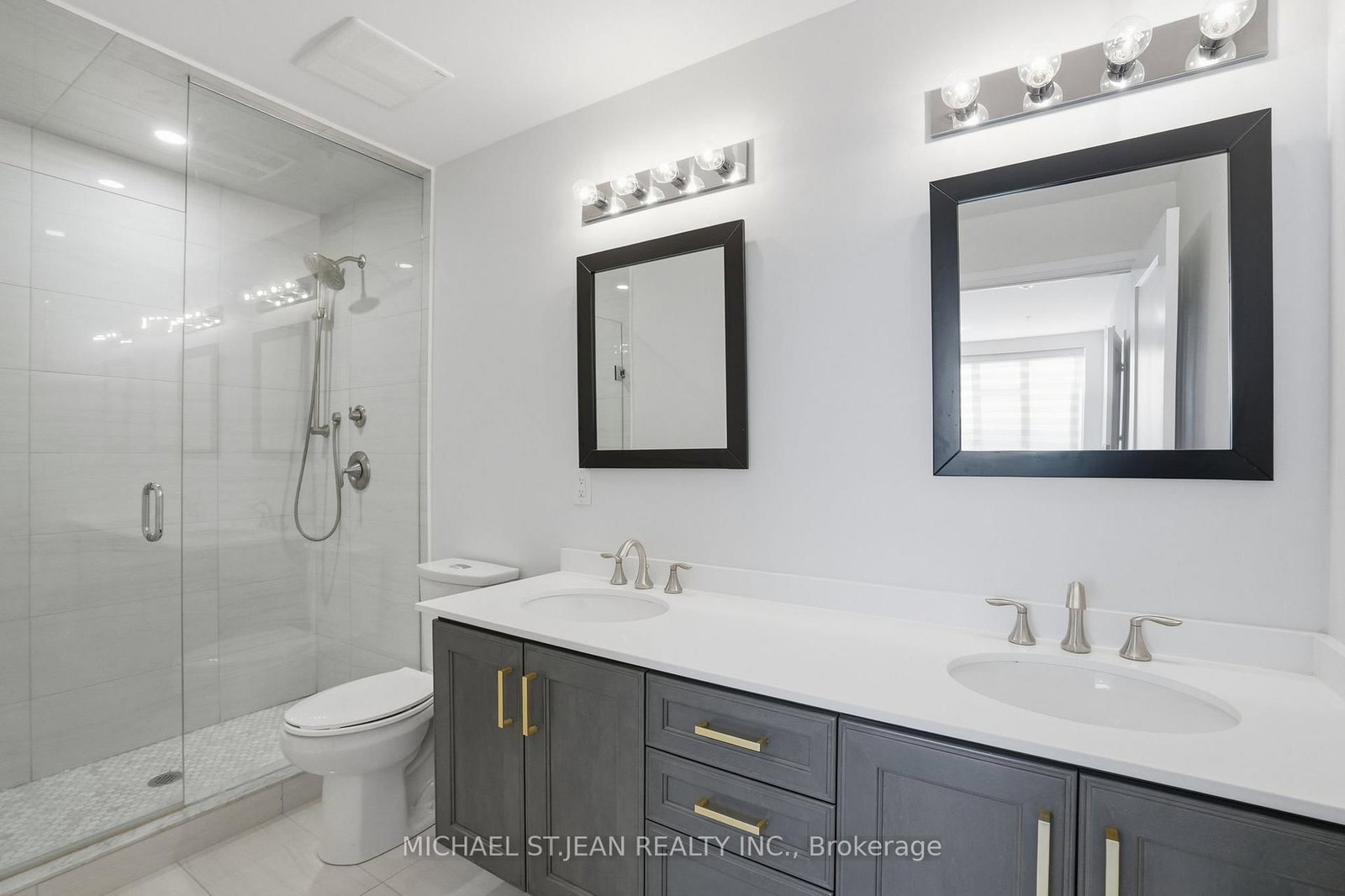 16 Concord Place, Unit 346 - Photo 31