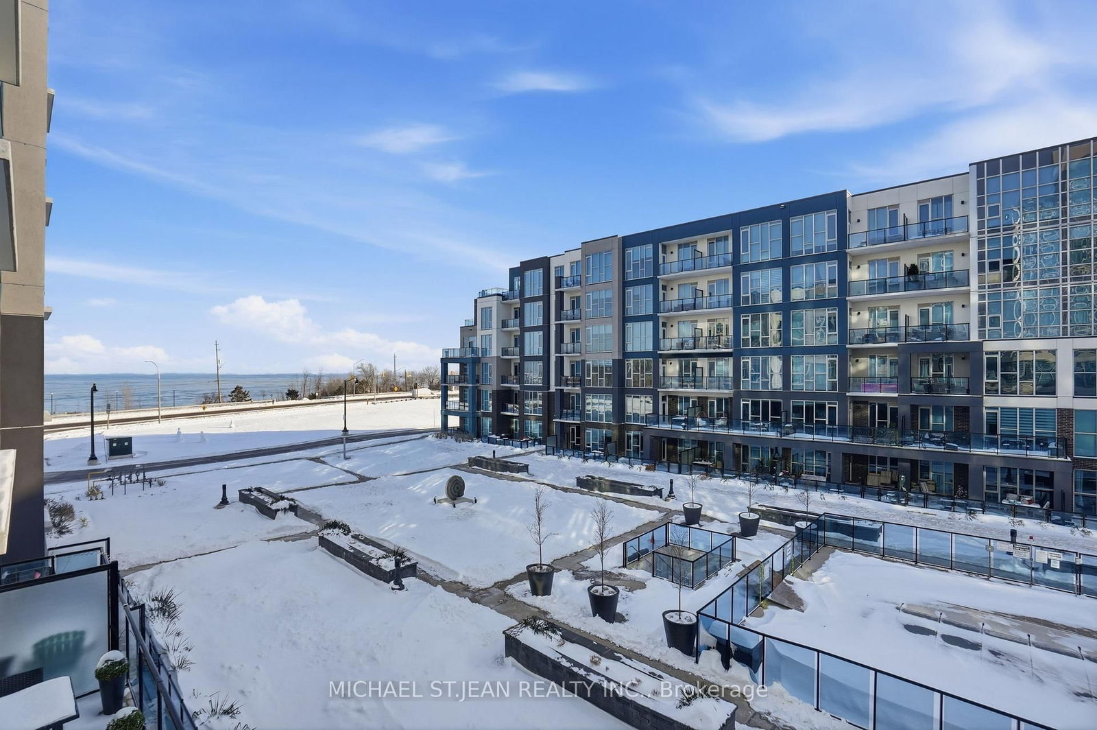 16 Concord Place, Unit 346 - Photo 36