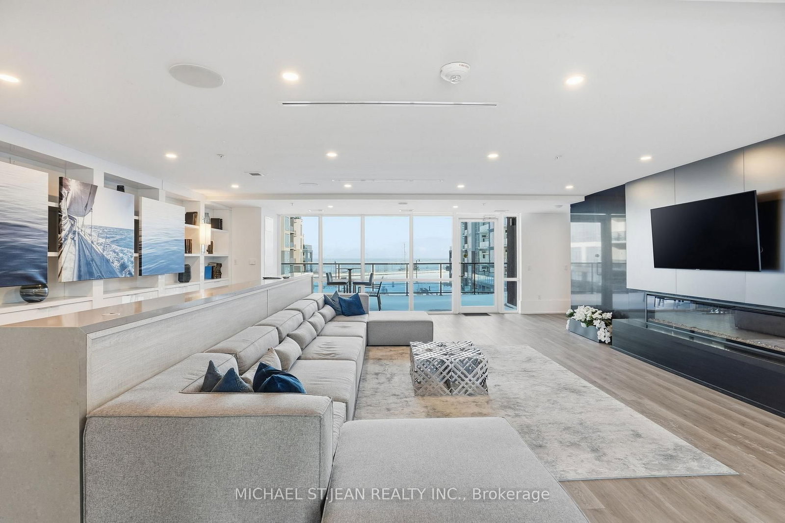 16 Concord Place, Unit 346 - Photo 39