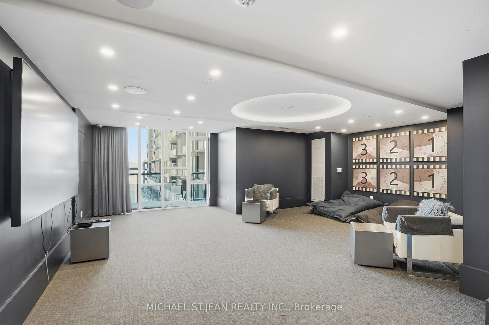 16 Concord Place, Unit 346 - Photo 44