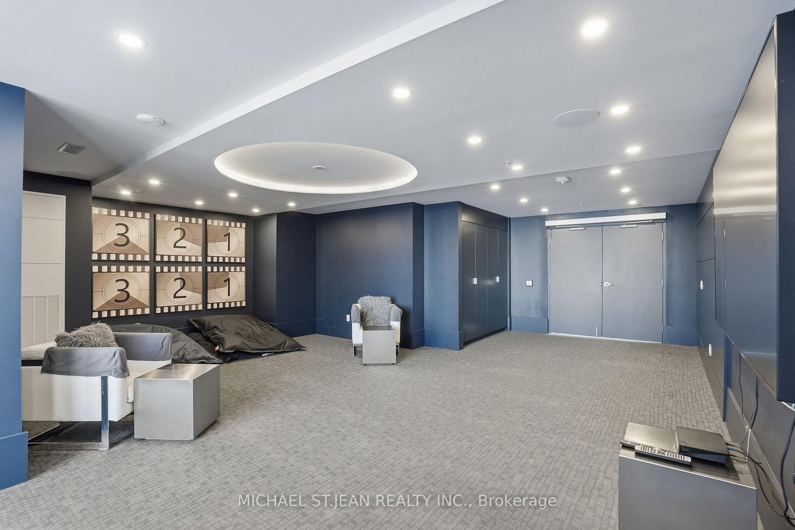 16 Concord Place, Unit 346 - Photo 45