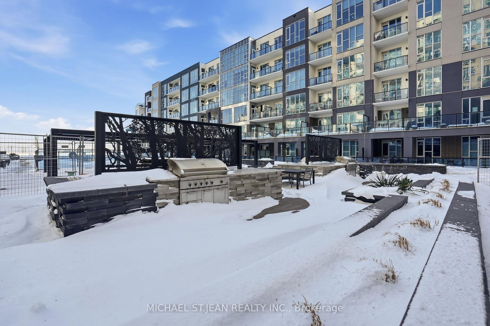 16 Concord Place, Unit 346 - Photo 49