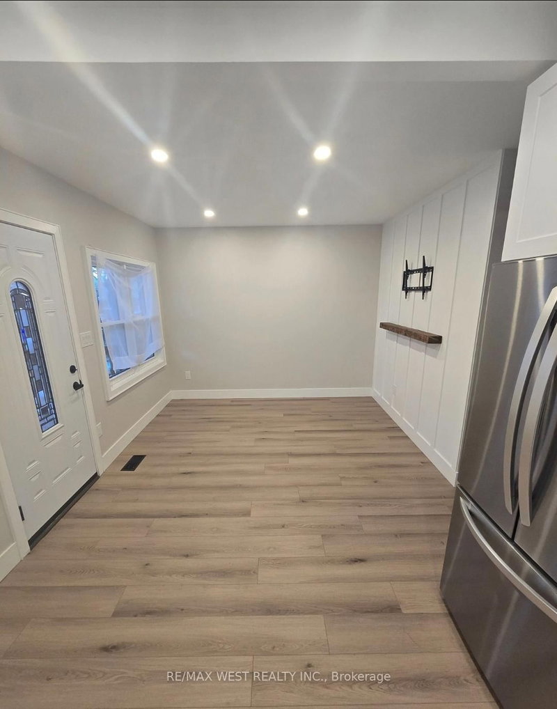 413 Paling Ave, Hamilton, L8H 5K3 | Image 2