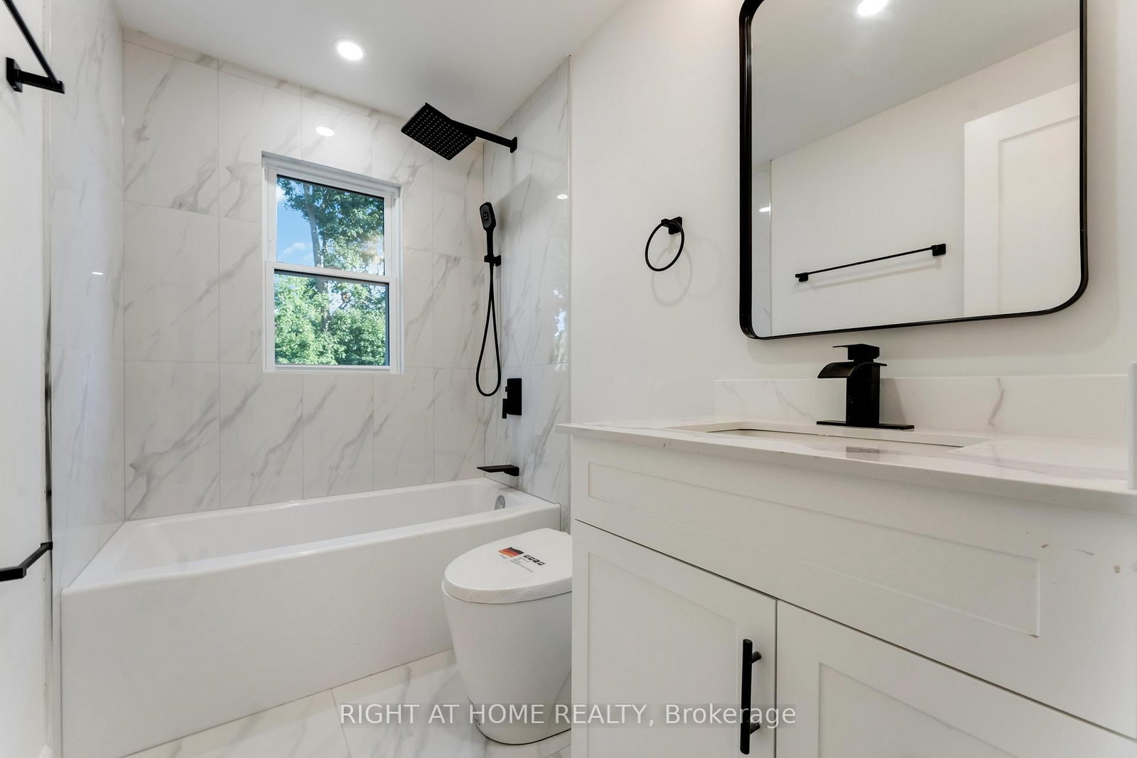 Detached House for sale at 2700 PRISCILLA Street, Ottawa, Ontario, K2B 7E2 - Britannia - MLS: X12745712