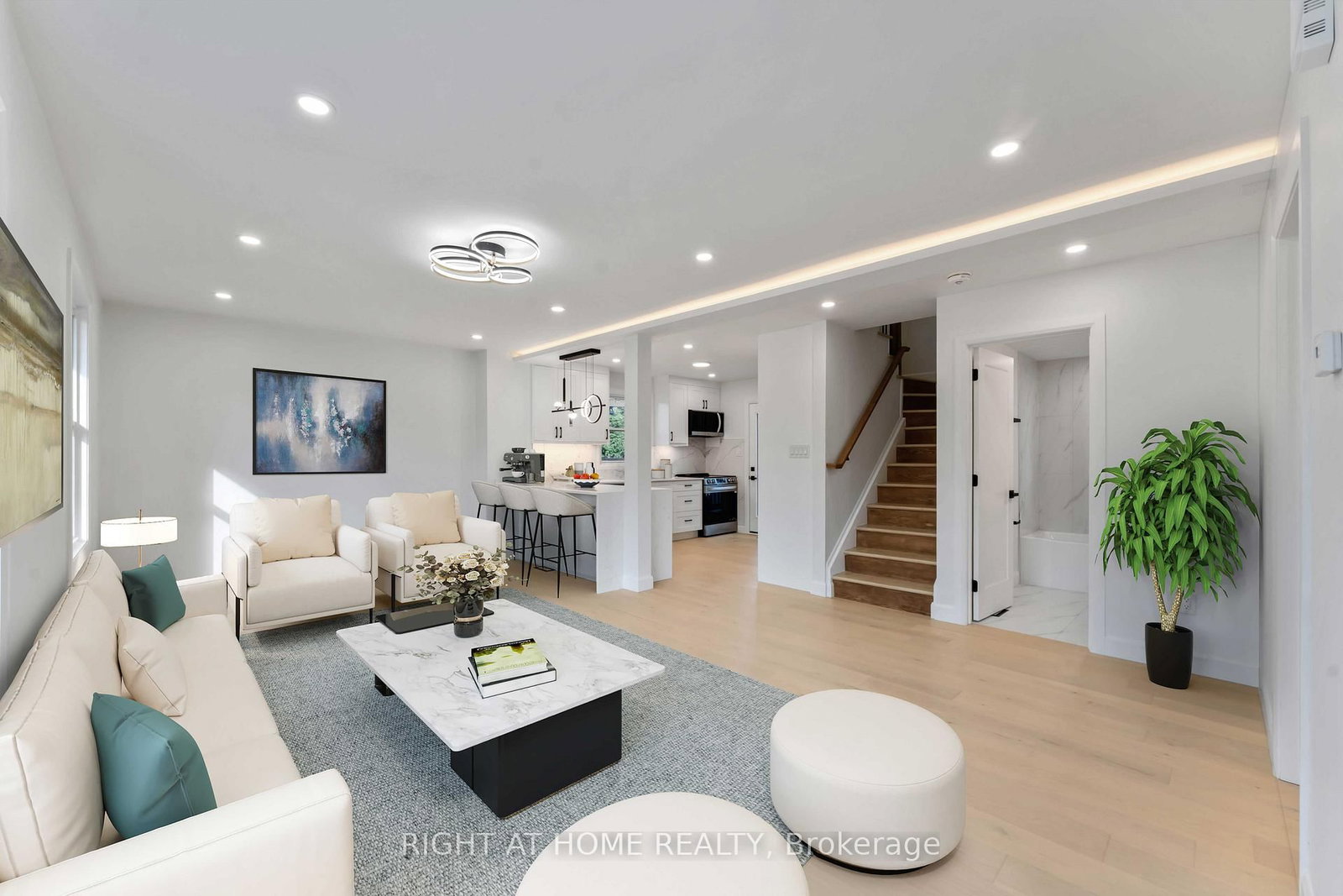 Detached House for sale at 2700 PRISCILLA Street, Ottawa, Ontario, K2B 7E2 - Britannia - MLS: X12745712