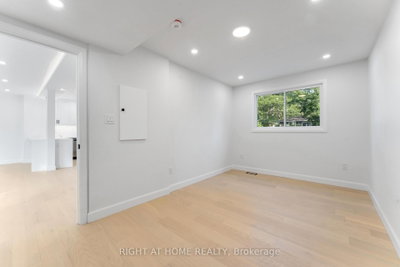 2700 PRISCILLA Street • Ottawa, ON photo 8