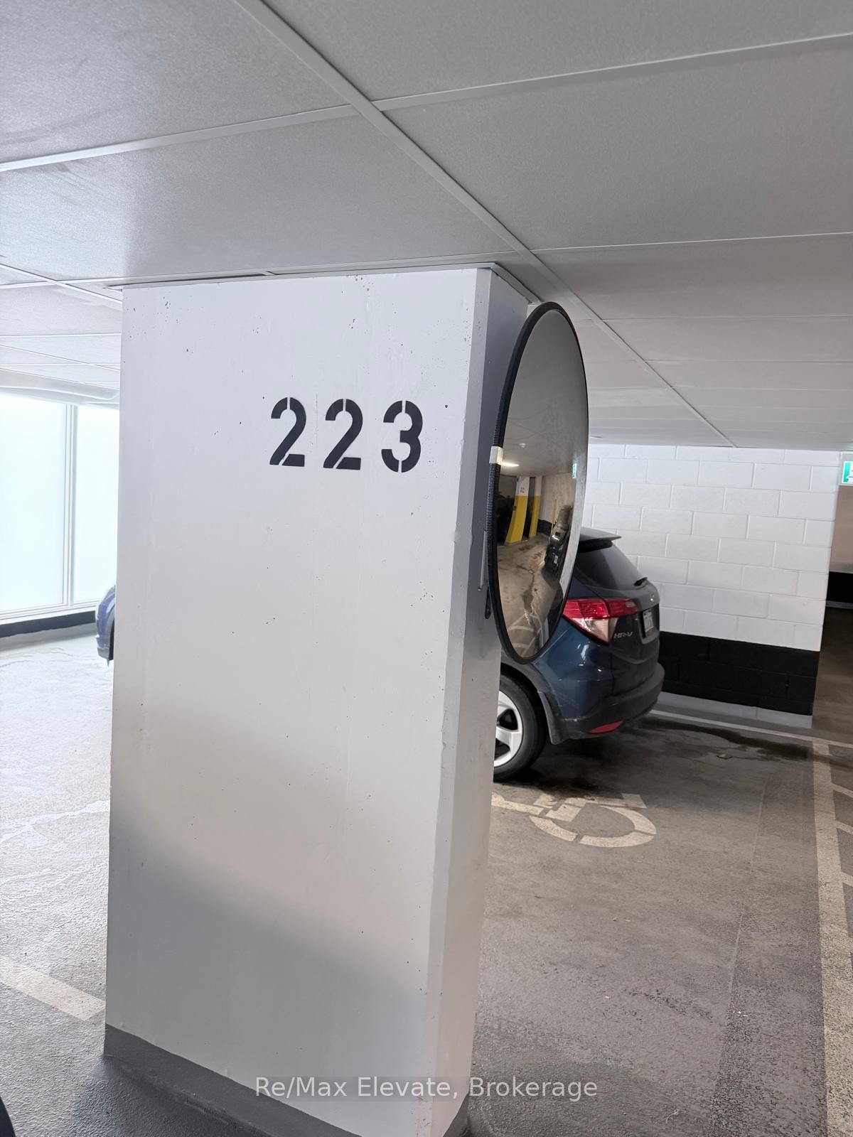 212 King William Street, Unit 717 - Photo 13