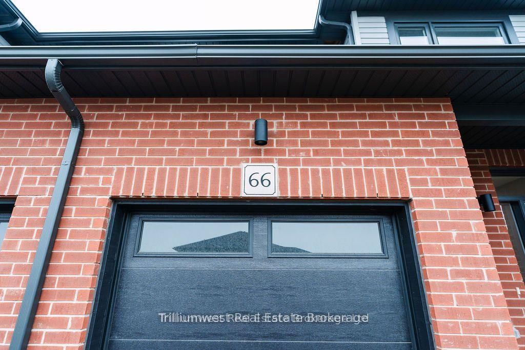 66 Ayr Meadows Crescent - Photo 2