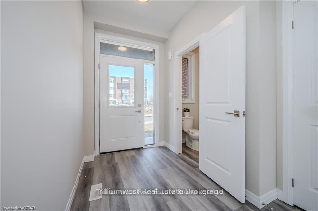 66 Ayr Meadows Crescent - Photo 4