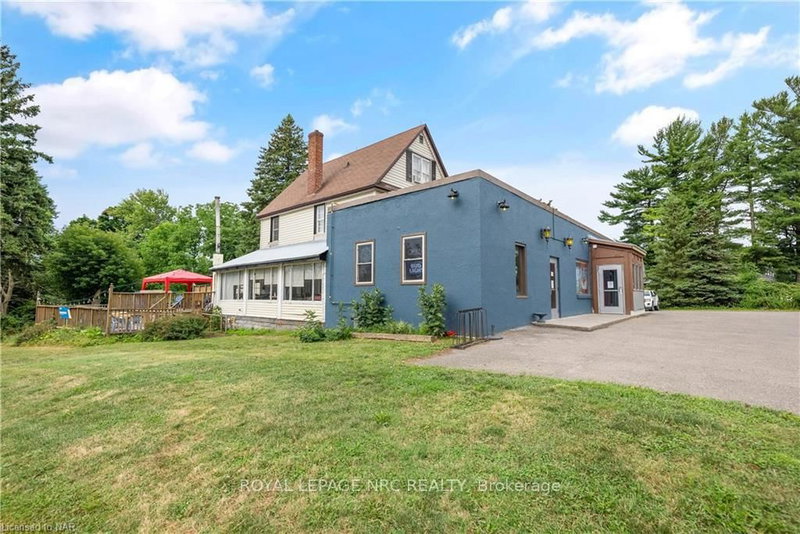 3879 Rebstock Rd, Fort Erie, L0S 1B0 | Image 2