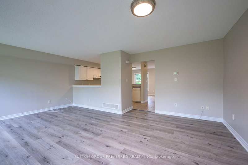 29 - 600 Sarnia Rd, London North, N6G 5M5 | Image 3