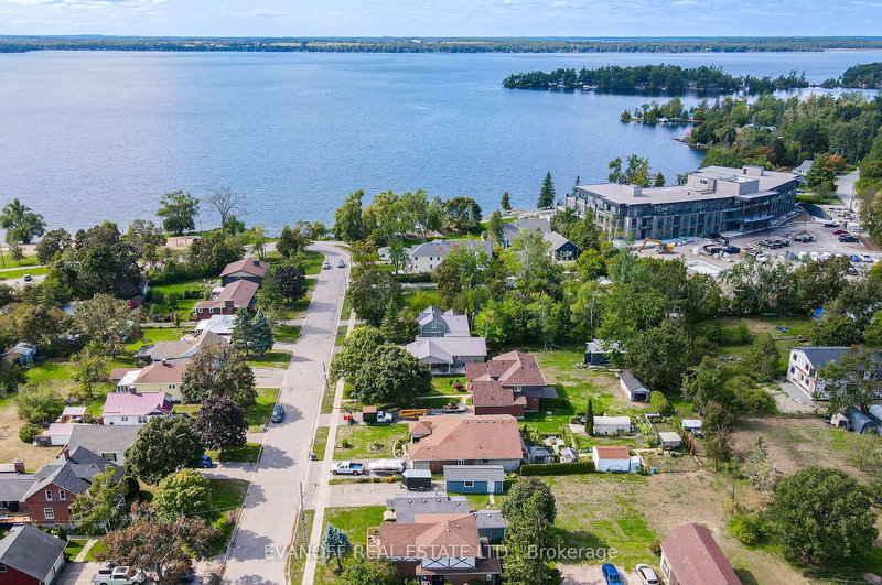 home for sale on 76 Bond Street W