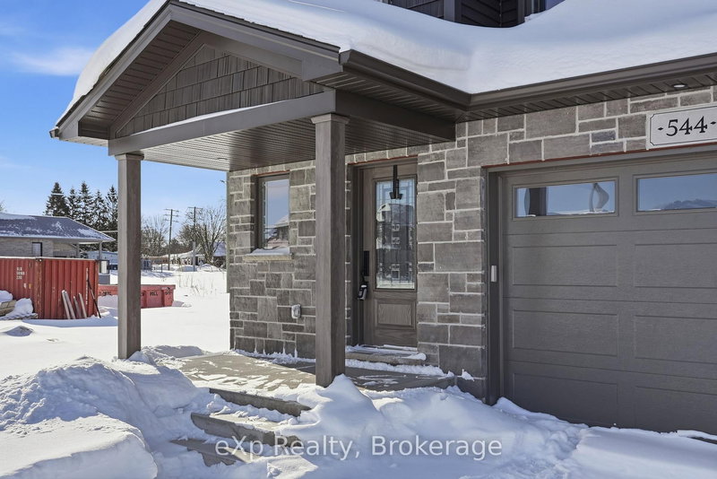 544 Newfoundland St, Wellington North, N0G 2L2 | Image 3