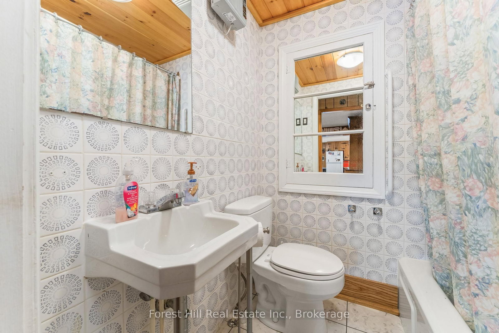 1062 Pine Lake Road • Gravenhurst, ON photo 21