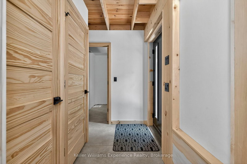 753 Honey Harbour Rd, Georgian Bay, L0K 1S0 | Image 3