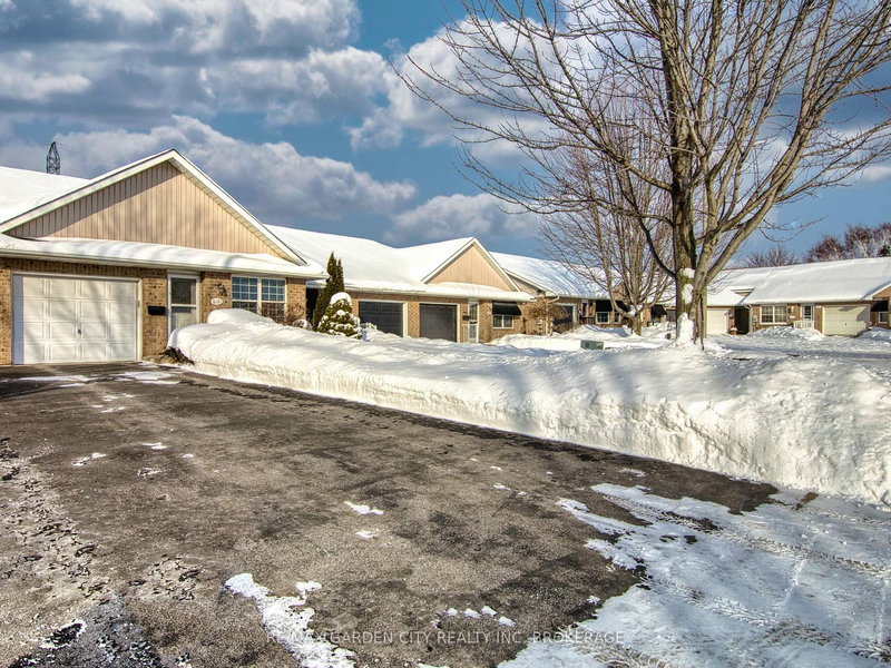 6191 Shane Cres, Niagara Falls, L2J 4K9 | Image 2