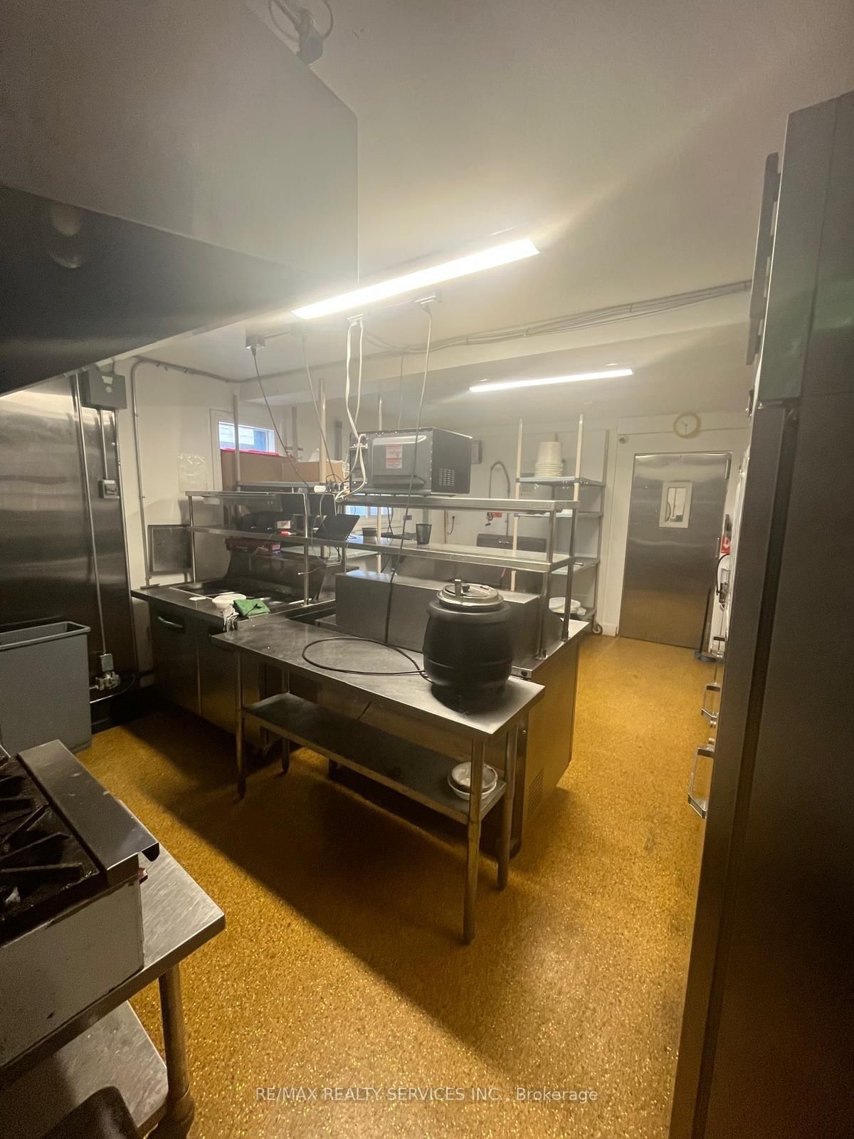 85 John Street S - Photo 6