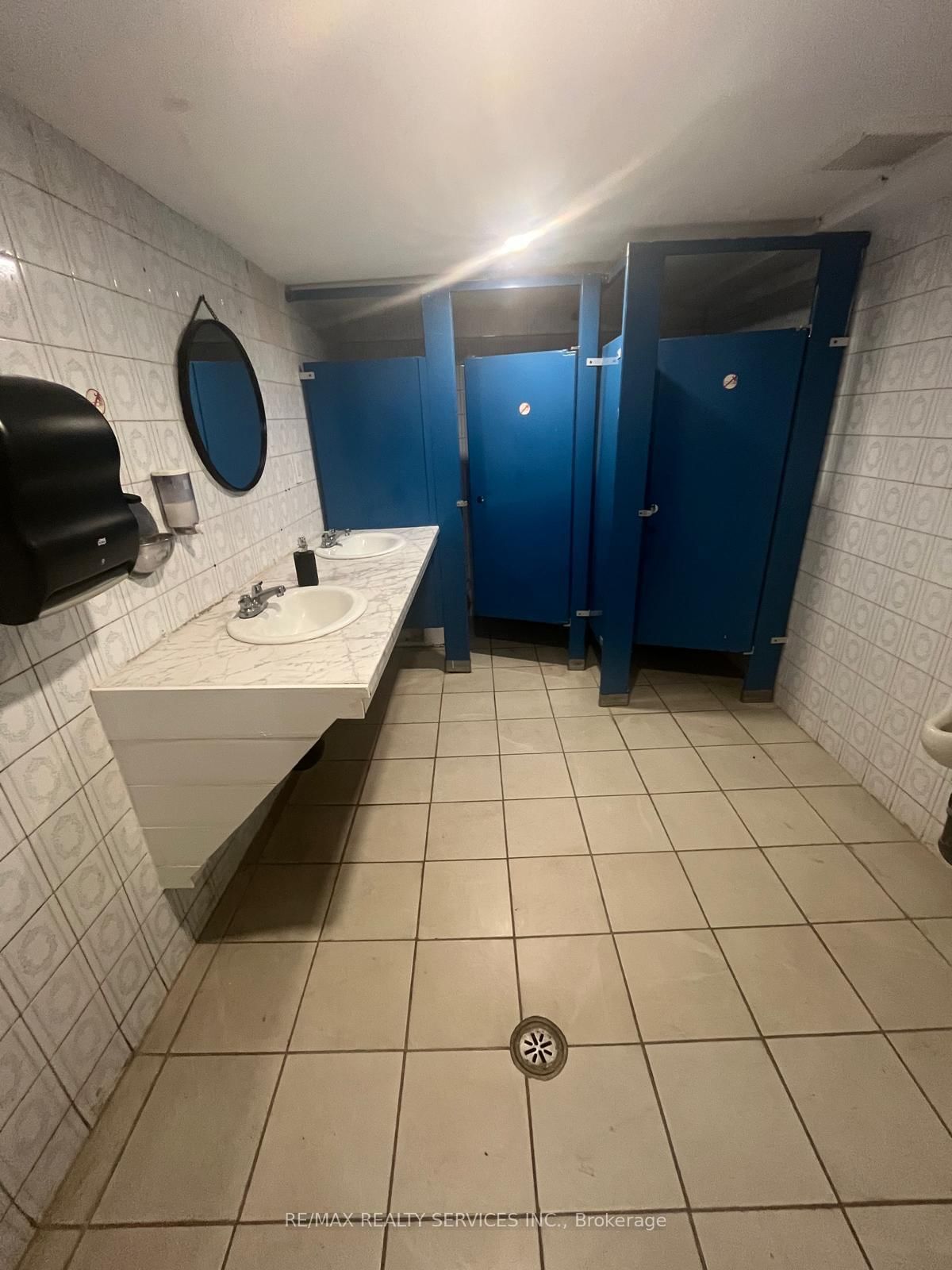 85 John Street S - Photo 7