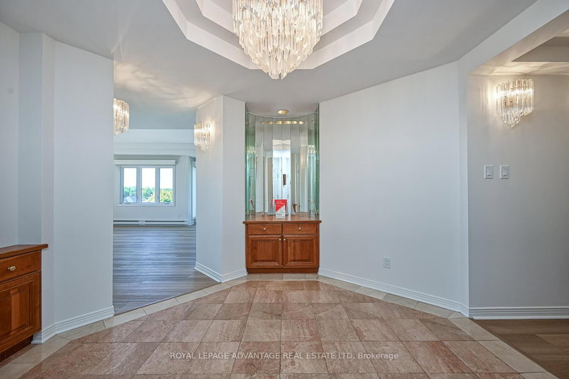 401 - 10 ARMSTRONG Dr, Smiths Falls, K7A 5H8 | Image 2