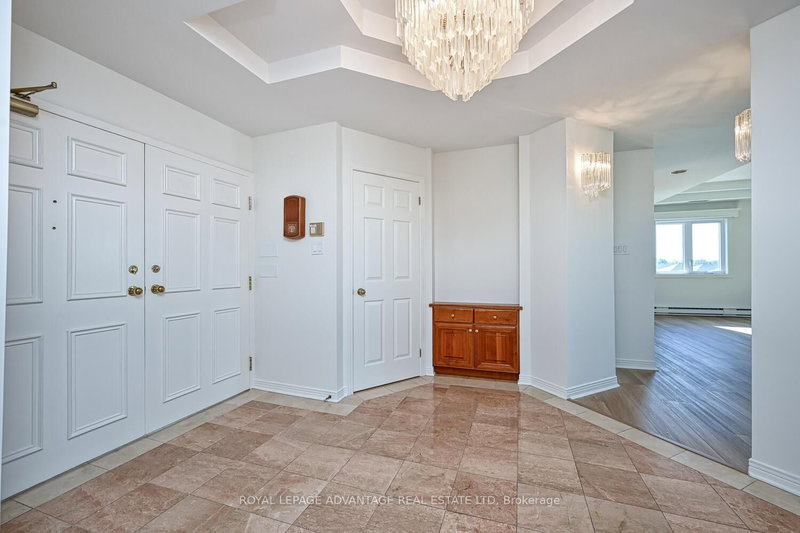 401 - 10 ARMSTRONG Dr, Smiths Falls, K7A 5H8 | Image 3