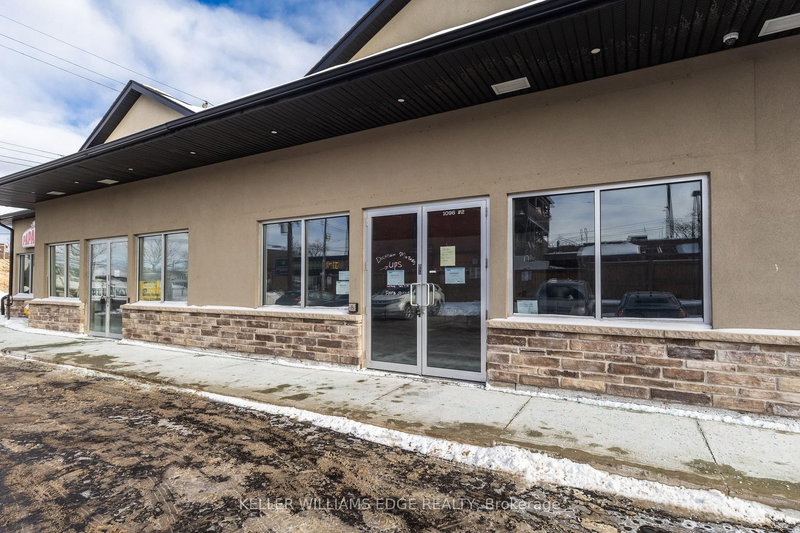 1096 Barton St E, Hamilton, L8H 2V1 | Image 3