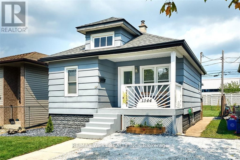 1344 Henry Ford Centre Dr, Windsor, N8Y 2T8 | Image 2