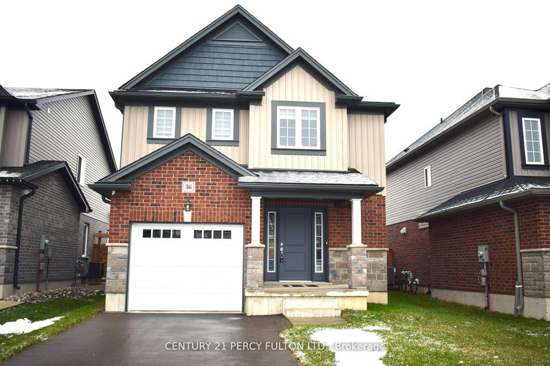 home for lease on 36 Robertson Drive