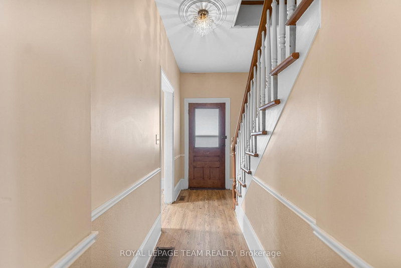 48 Havey St, Braeside, K7S 1G7 | Image 3