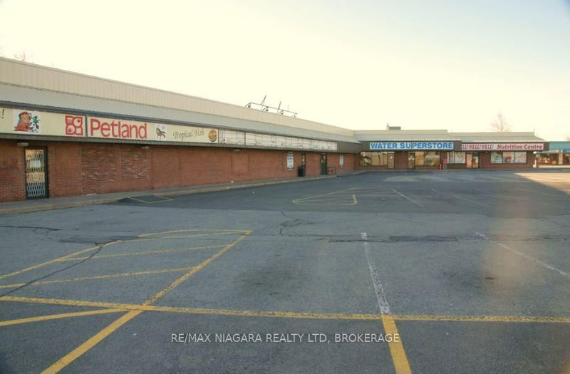 5 - 318 Ontario St, St. Catharines, L2R 5L8 | Image 2