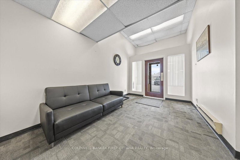 18 - 77 AURIGA Dr, Ottawa, K2E 7Z7 | Image 2