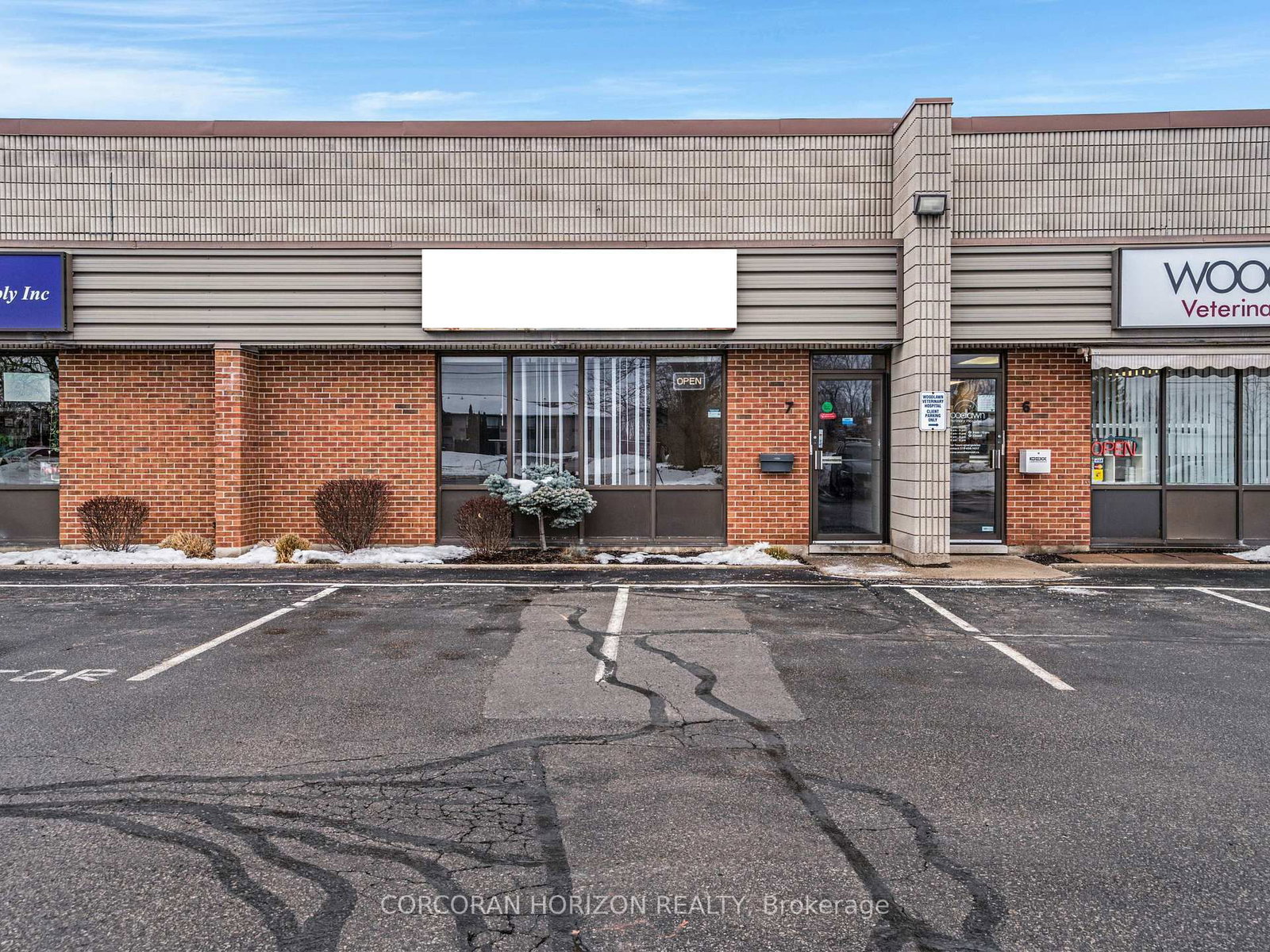 485 Silvercreek Parkway N, Unit 7