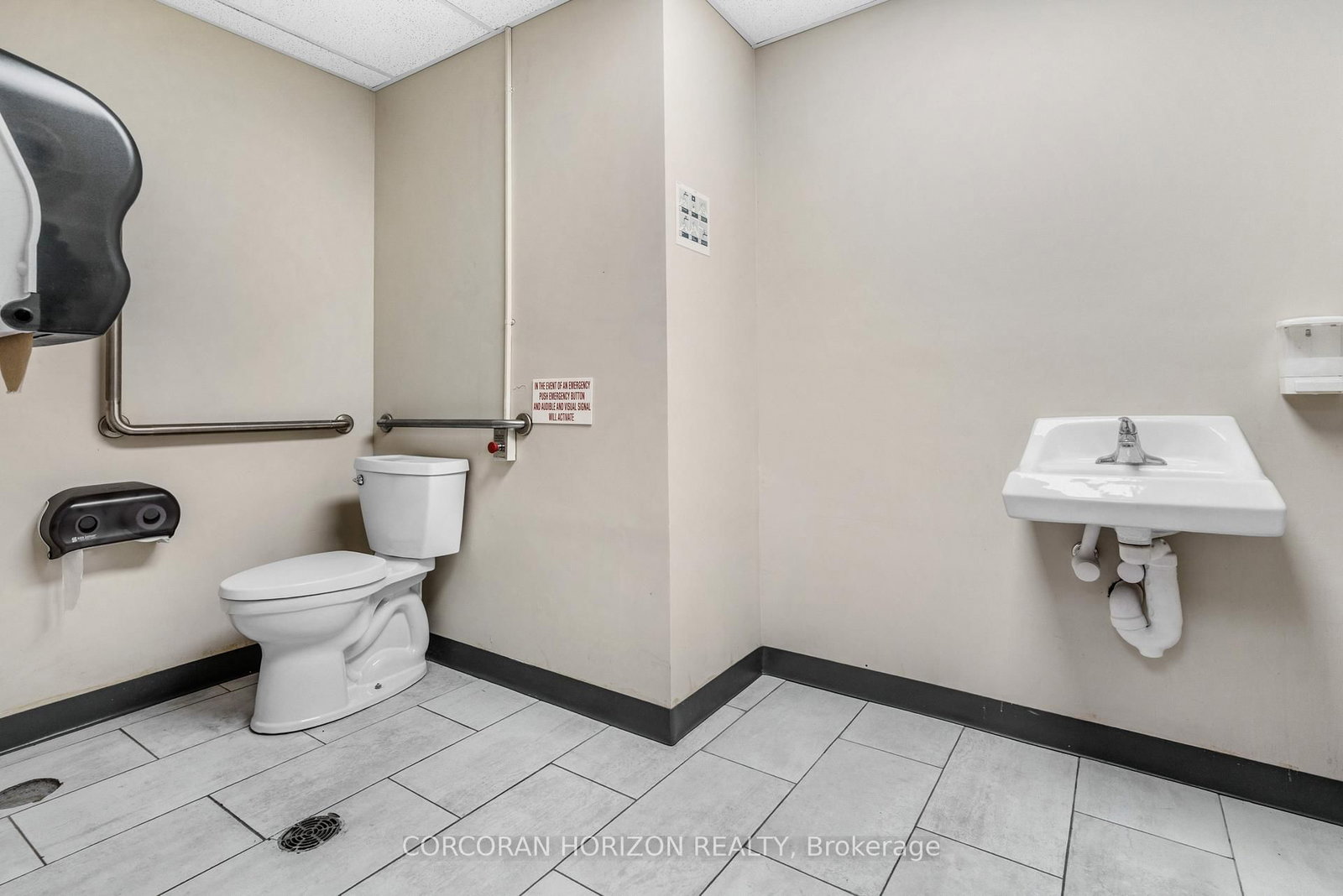 485 Silvercreek Parkway N, Unit 7 - Photo 12
