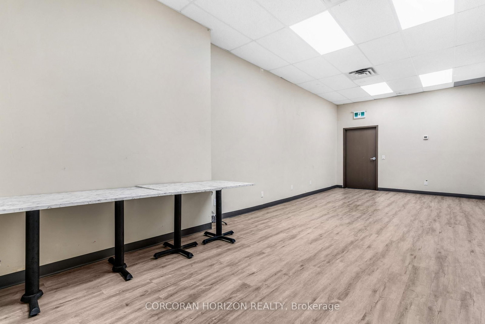 485 Silvercreek Parkway N, Unit 7 - Photo 14