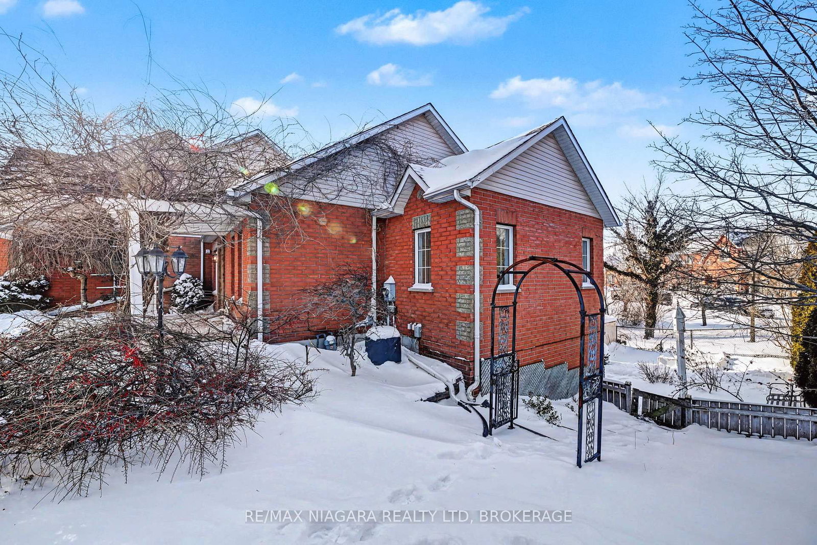 41 Morrison Crescent - Photo 2