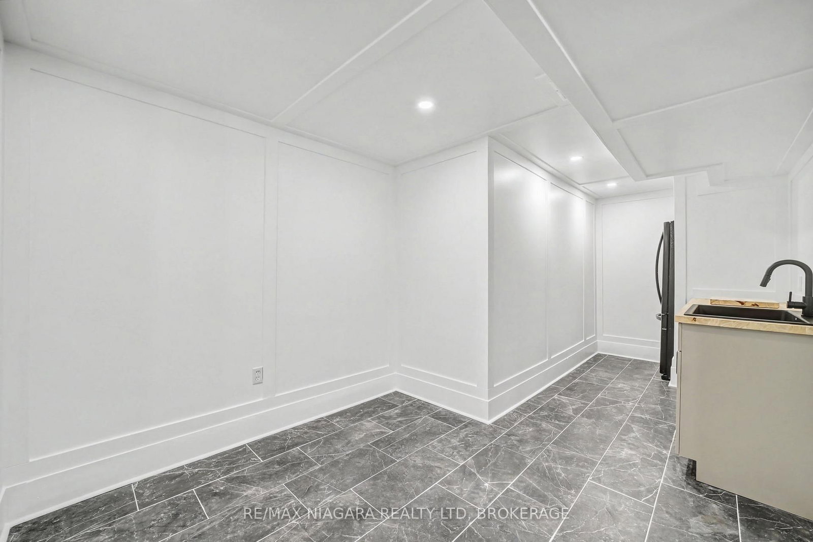 41 Morrison Crescent - Photo 30
