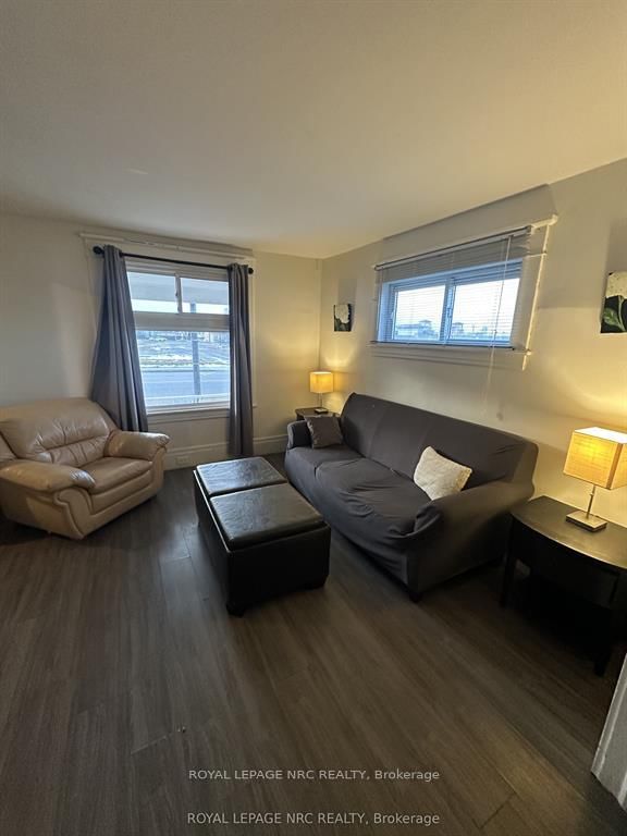 5930 Fallsview Avenue - Photo 18