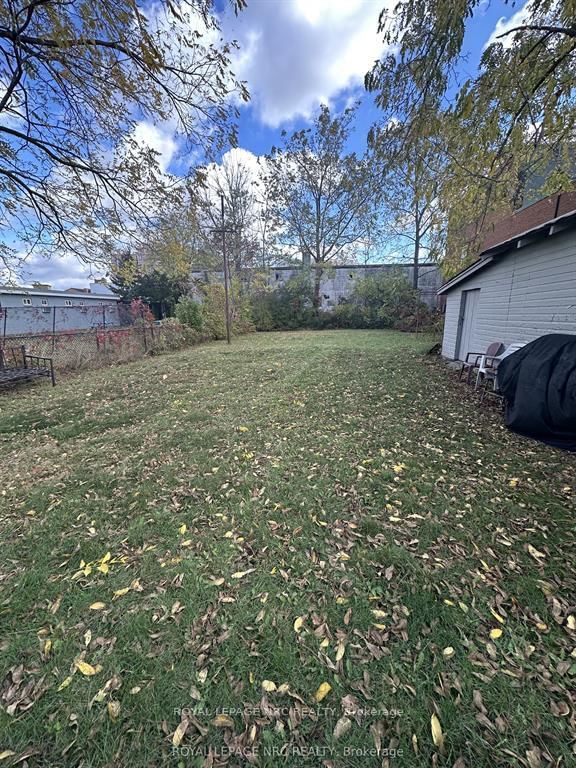 5930 Fallsview Avenue - Photo 30