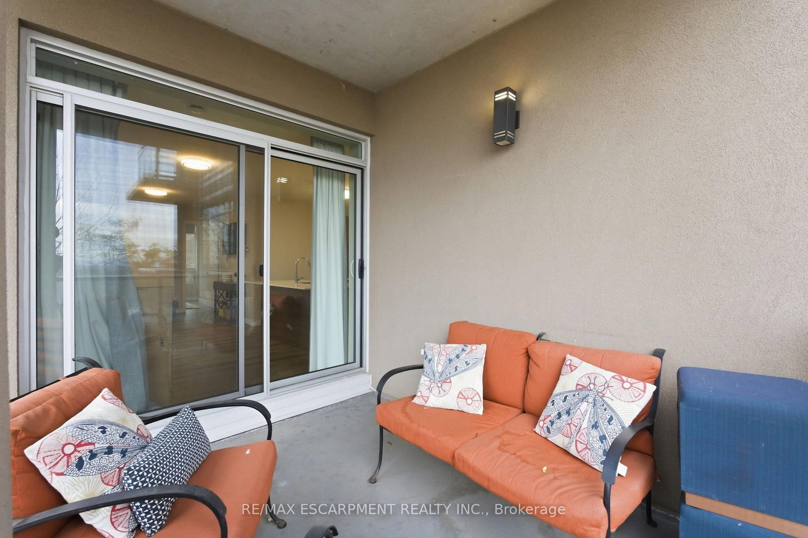 Condo for sale at 308-455 Charlton Avenue, Hamilton, Ontario, L8N 0B2 - Stinson - MLS: X12749408