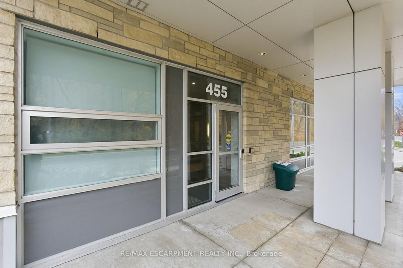 308 - 455 Charlton Ave, Hamilton, L8N 0B2 | Image 3