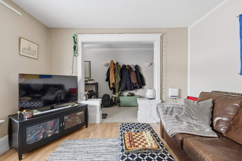 12 Hamilton St, Kingston, K7K 1N9 | Image 3