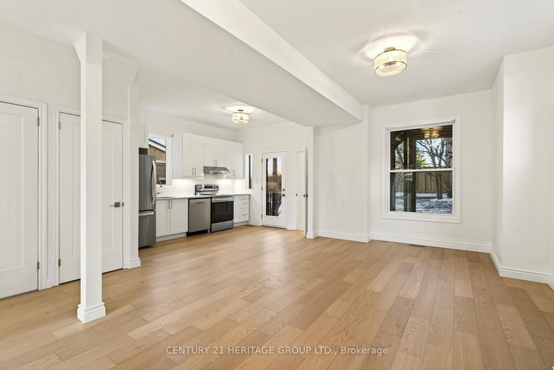 295 Locke St S, Hamilton, L8P 4C3 | Image 3