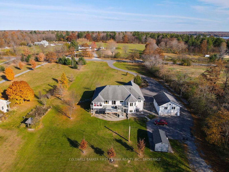 4987 Bedford Rd, Picton, K0K 2T0 | Image 2