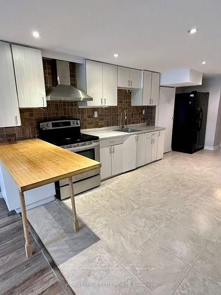 43 WOODLAWN Avenue, Unit BSMT - Photo 3