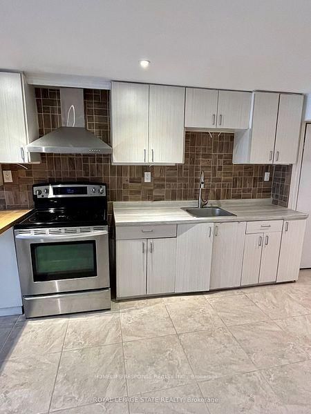 43 WOODLAWN Avenue, Unit BSMT - Photo 5