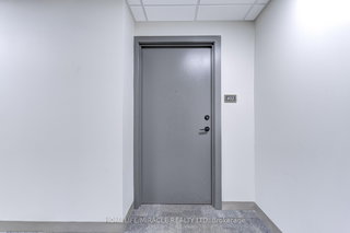 402 - 26 Lowes Road W