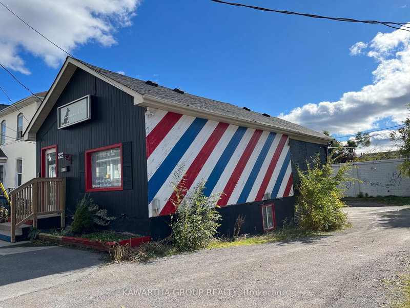 221 Brock St E, Peterborough, K9H 2P6 | Image 3